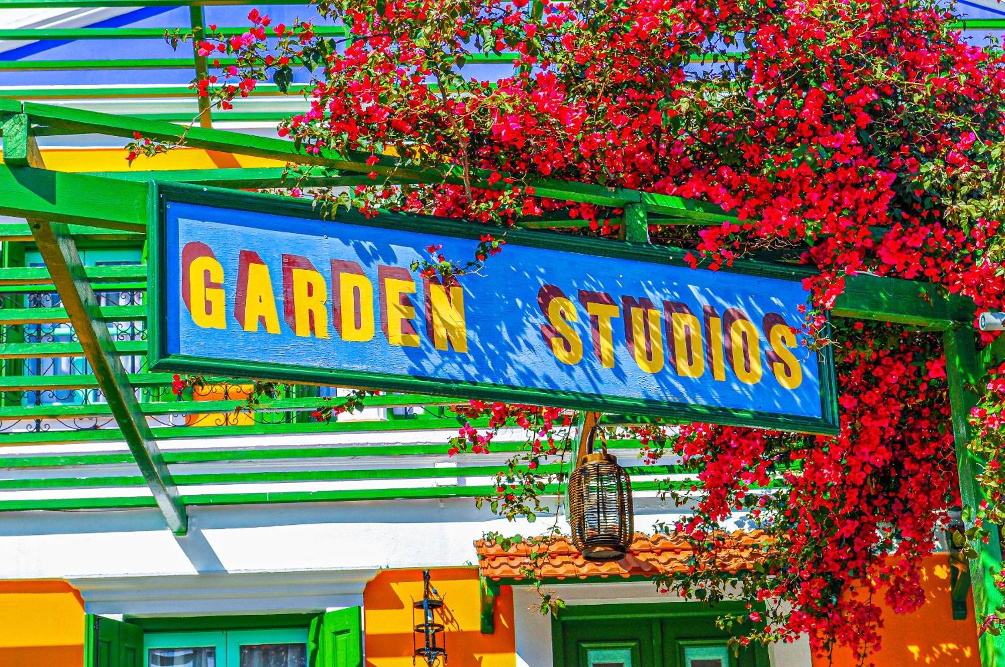 Symi Garden Studios エクステリア 写真